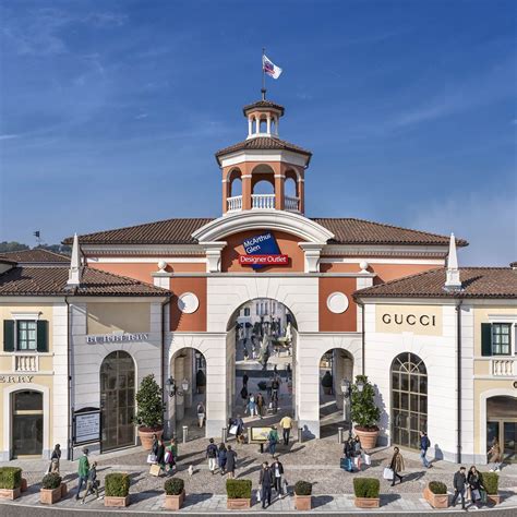 gucci outlet serravalle|mcarthurglen serravalle outlet.